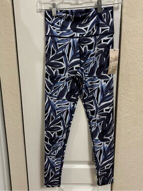 Sage Collective Leaf Print High-Rise Active Leggings
